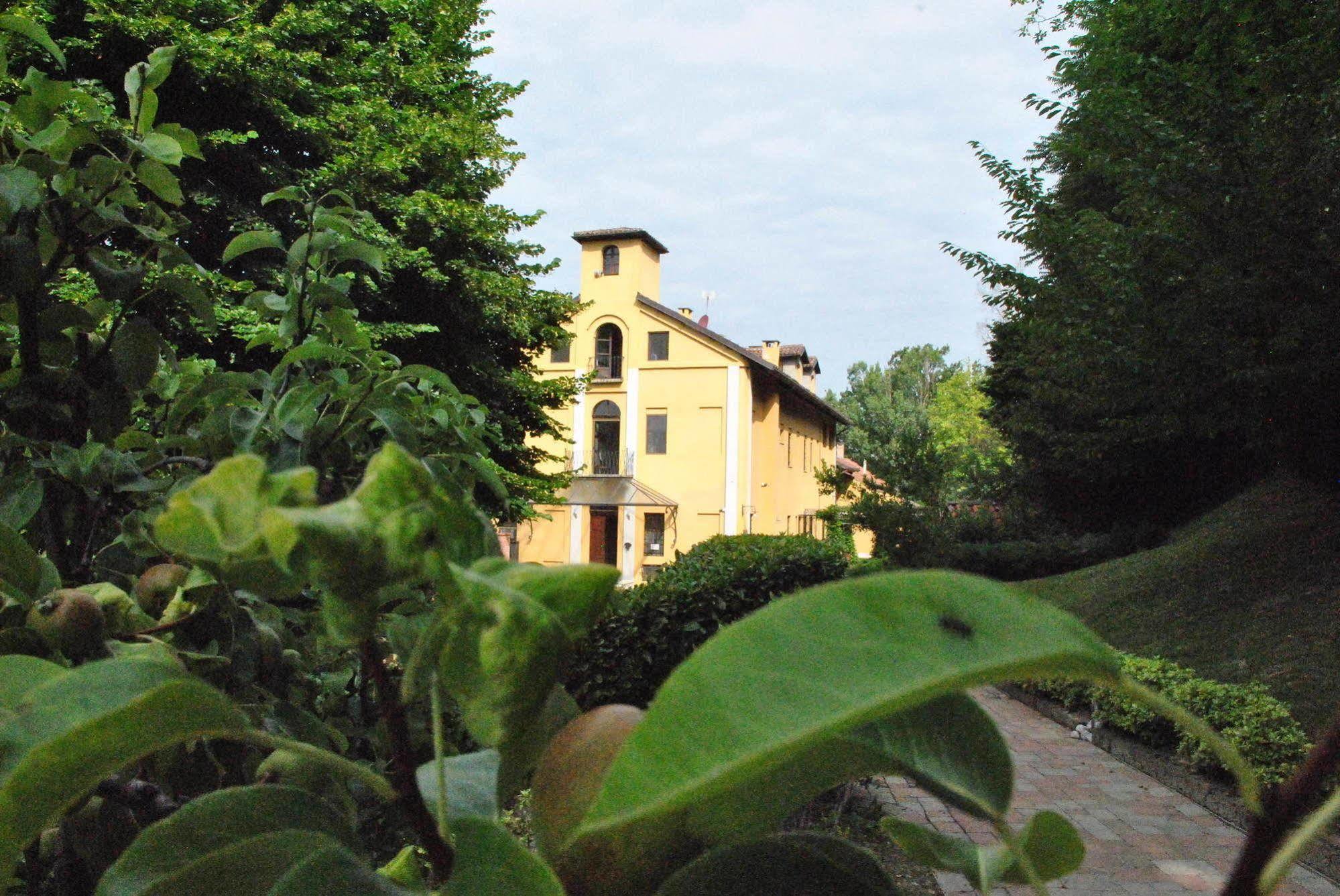 Hotel Casa Dei Frati Asti Exterior foto